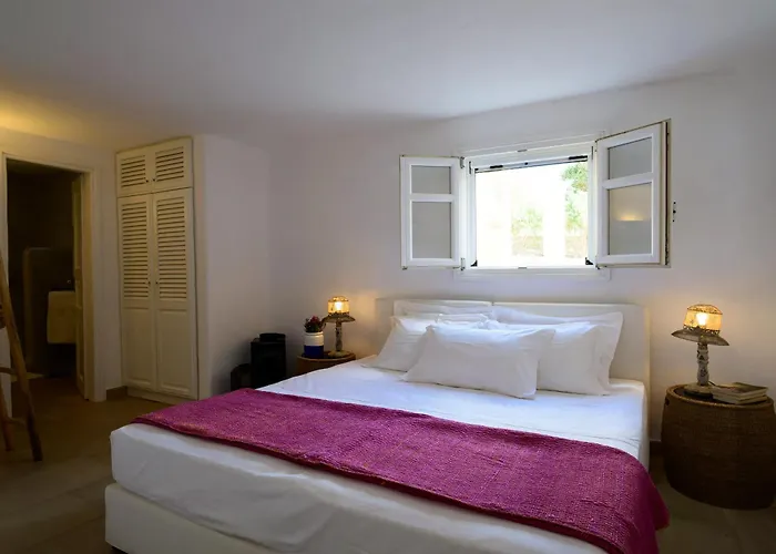 Soho In Paros * Chrisi Akti (Paros)