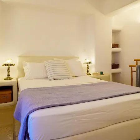 Soho In Paros * Chrisi Akti (Paros)