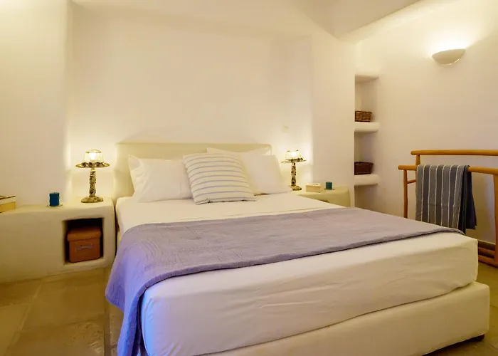 Soho In Paros * Chrisi Akti (Paros)